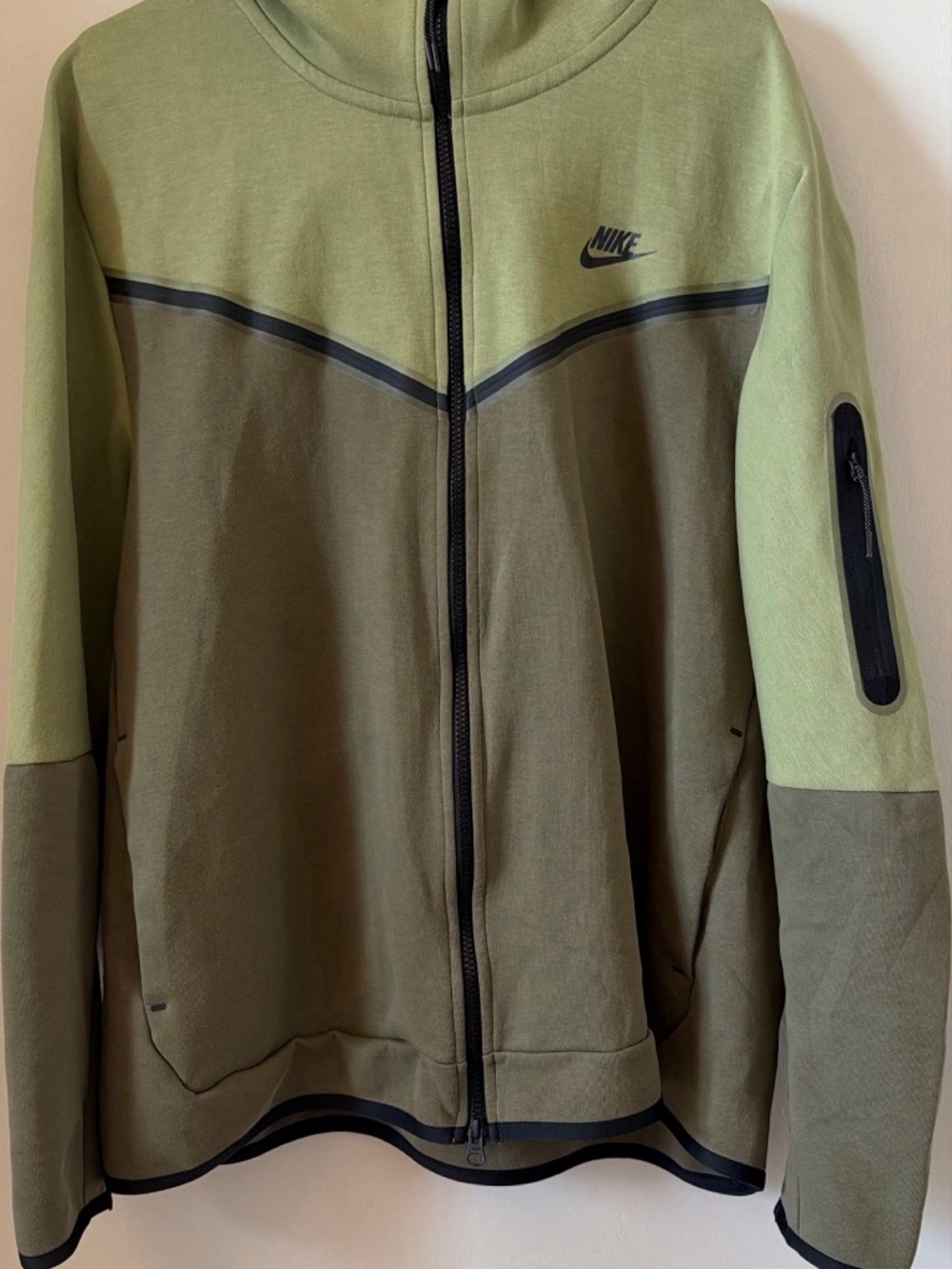 Nike Tech Fleece Full Zip Hoodie
